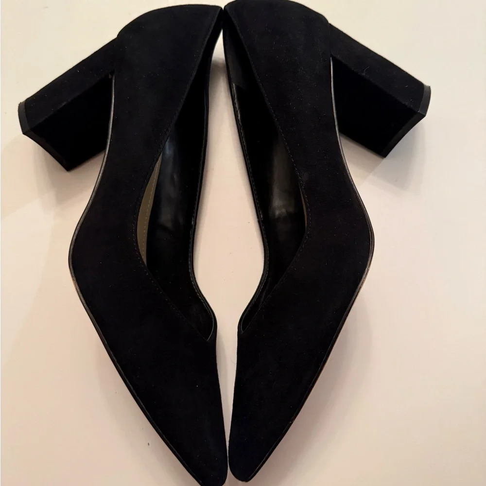Marc Fisher Suede Block Pump Sz 8 - Picture 2 of 7